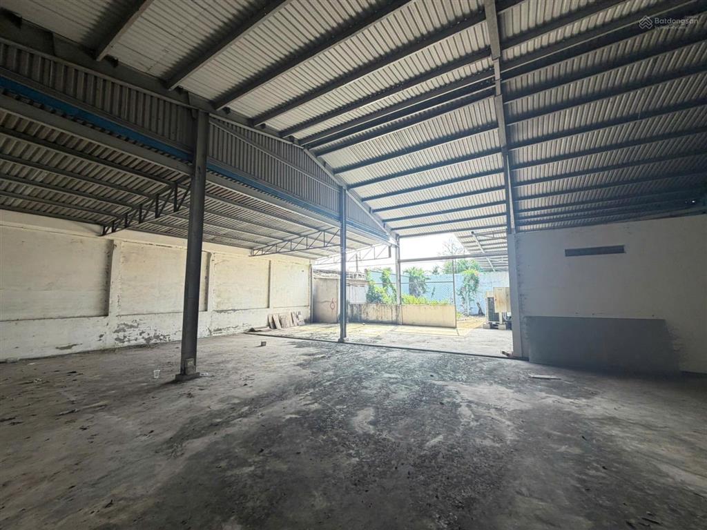 Cho thuê nhà mt lê đức thọ, dt 30m x 100m, gò vấp