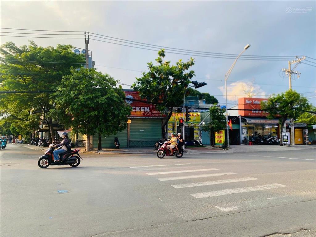 Cho thuê nhà góc 2mt chế lan viên, dt 8m x 21m, tân phú