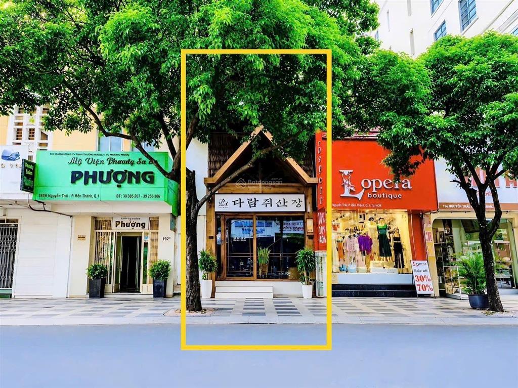 Cho thuê nhà mt nguyễn trãi, dt 4m x 20m, 1 trệt, 2 lầu, quận 1