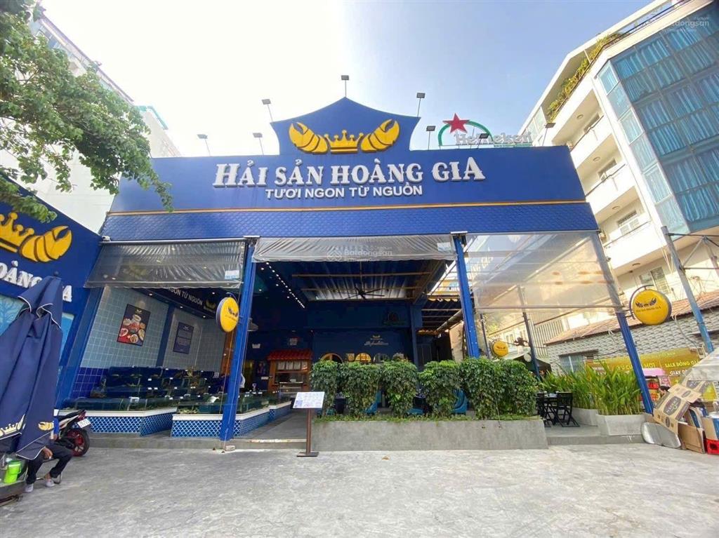 Cho thuê nhà góc 2mt đường 3/2, dt 14m x 12m, 1 trệt, 1 lầu, quận 10