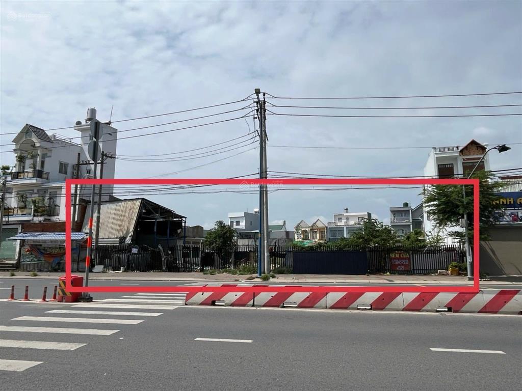 Cho thuê nhà mt đặng thúc vịnh, dt 32m x 27m, hóc môn