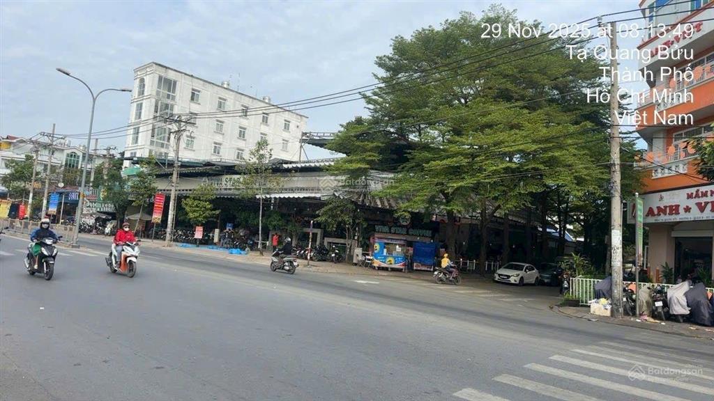 Cho thuê nhà mt tạ quang bửu, dt 25m x 25m, quận 8