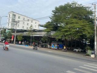 Cho thuê nhà mt tạ quang bửu, dt 25m x 25m, quận 8