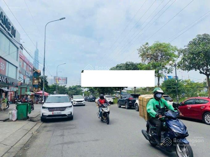 Cho thuê nhà mt song hành, dt 15m x 20m, 1 hầm, 1 trệt, 2 lầu, quận 2