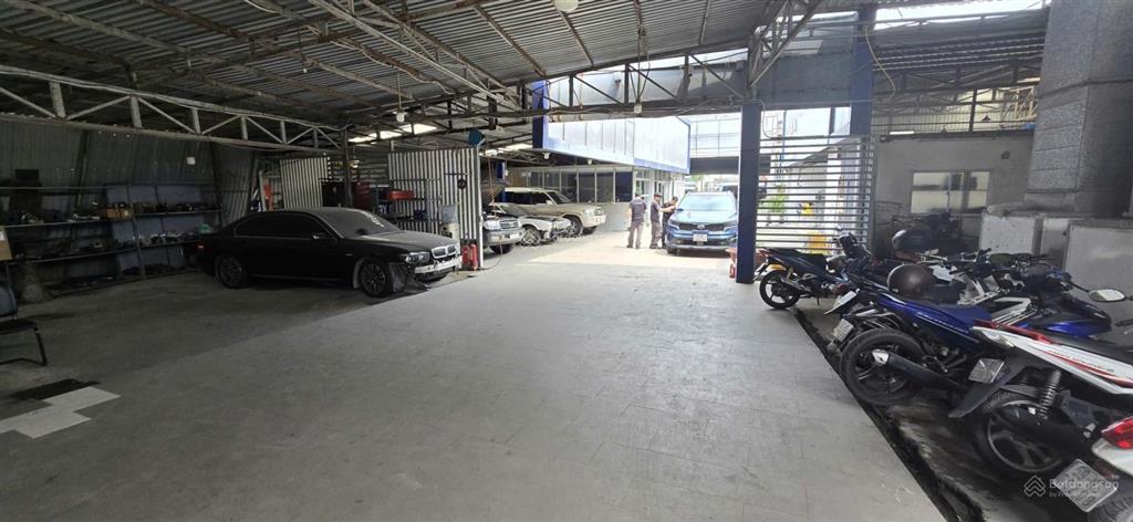Cho thuê nhà mt nguyễn văn quỳ, dt 30m x 50m, quận 7