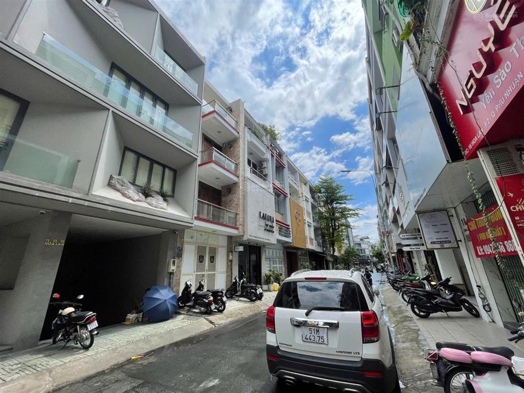 Cho thuê nhà mt hoa lan, dt 12m x 16m, 1 hầm, 4 lầu, phú nhuận
