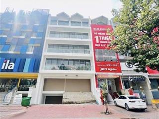 Cho thuê nhà mt nguyễn thị thập, dt 10m x 20m, 1 hầm, 4 lầu, quận 7