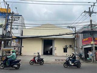 Cho thuê nhà mt quốc lộ 50, dt 15m x 67m, bình chánh