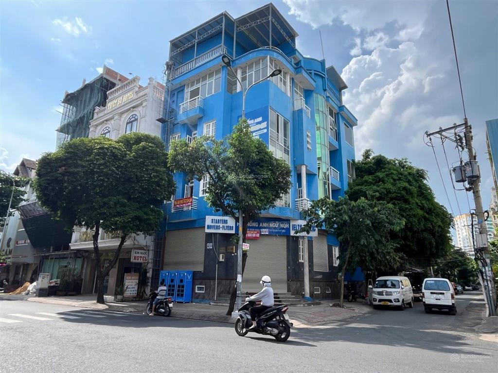 Cho thuê nhà góc 2mt trương vĩnh ký, dt 10m x 15m, 1 hầm, 4 lầu, tân phú