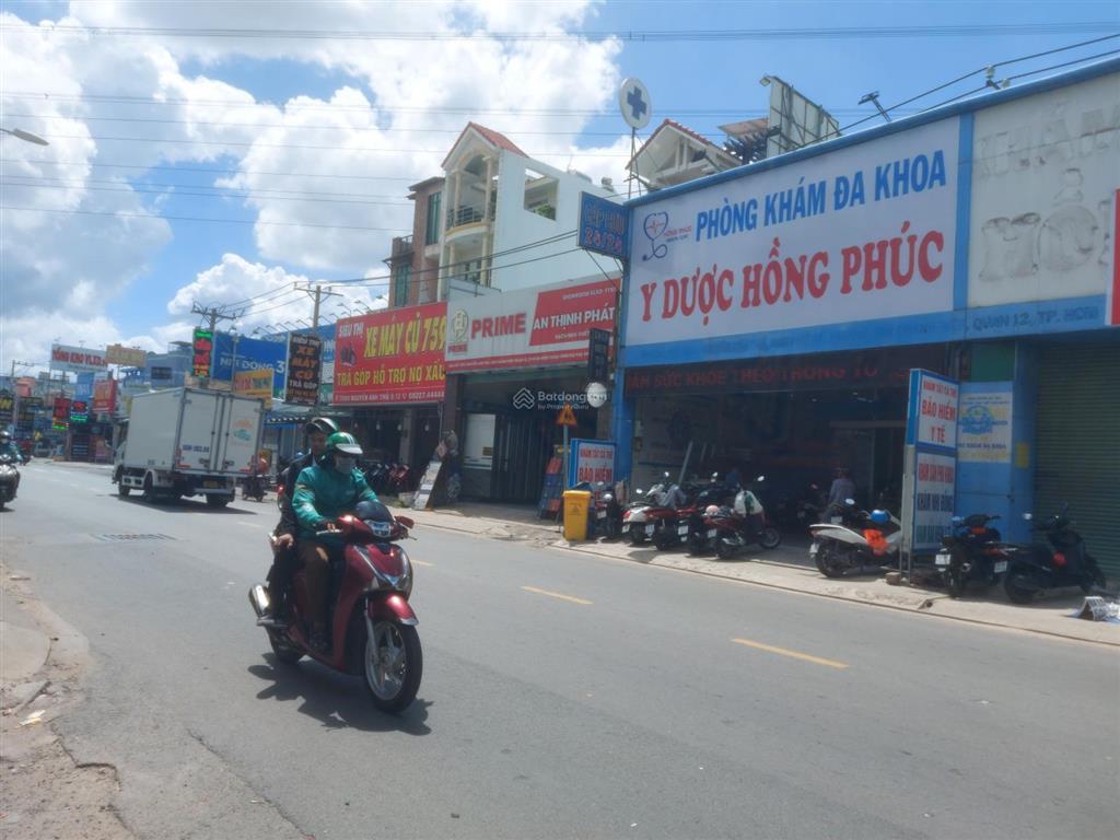 Cho thuê nhà mt phạm văn chiêu, dt 30m x 100m, gò vấp