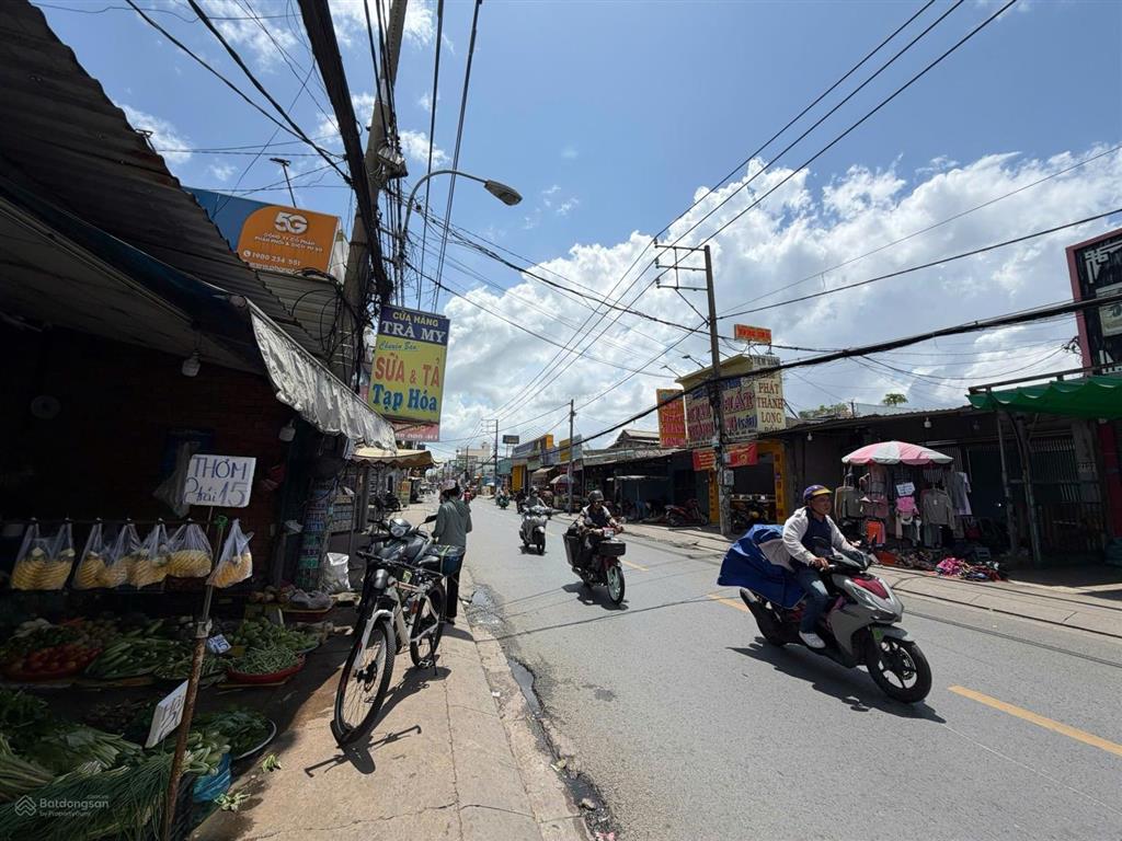 Cho thuê nhà mt vĩnh lộc, dt 10m x 50m, bình chánh
