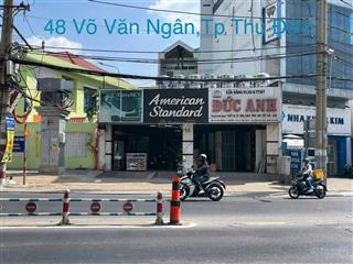 Cho thuê nhà mt võ văn ngân, dt 10m x 30m, 2 lầu, thủ đức