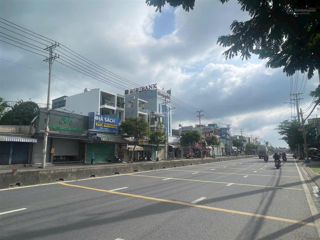 Cho thuê nhà mt đặng thúc vịnh, dt 15m x 30m, hóc môn