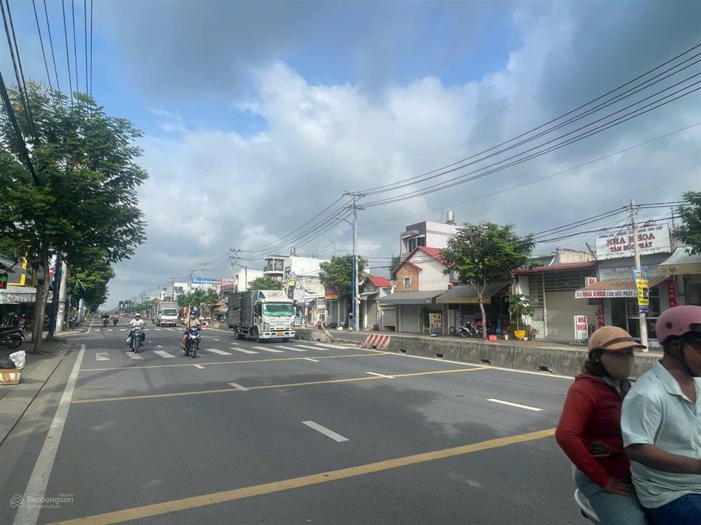 Cho thuê nhà mt đặng thúc vịnh, dt 15m x 30m, hóc môn