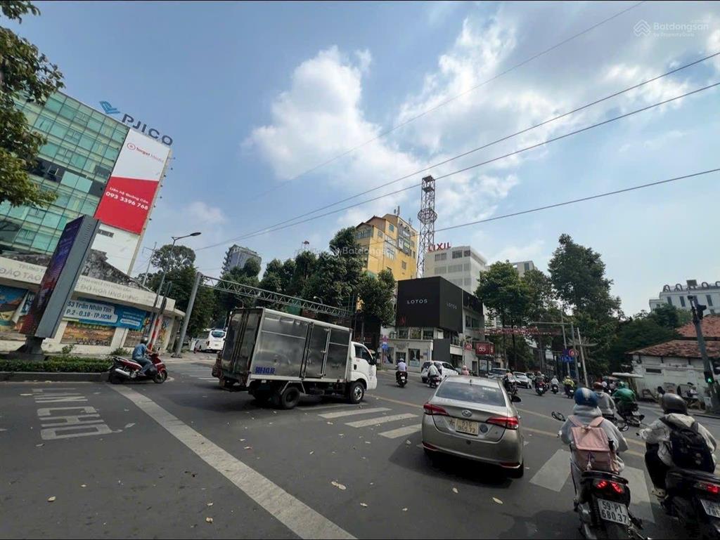 Cho thuê nhà góc 2mt nguyễn văn lượng, dt 8m x 9m, 1 trệt, 1 lầu, gò vấp