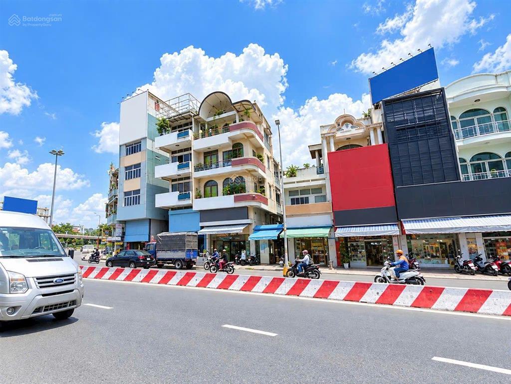 Cho thuê nhà góc 2mt xô viết nghệ tĩnh, dt 6m x 9m, 1 trệt, 3 lầu, bình thạnh