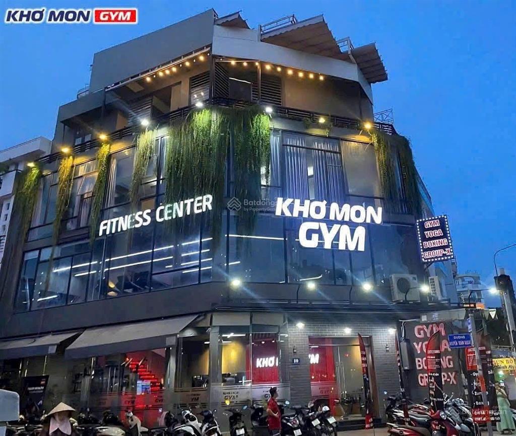 Cho thuê nhà góc 2mt trương vĩnh ký, dt 7m x 15m, 1 trệt, 3 lầu, tân phú