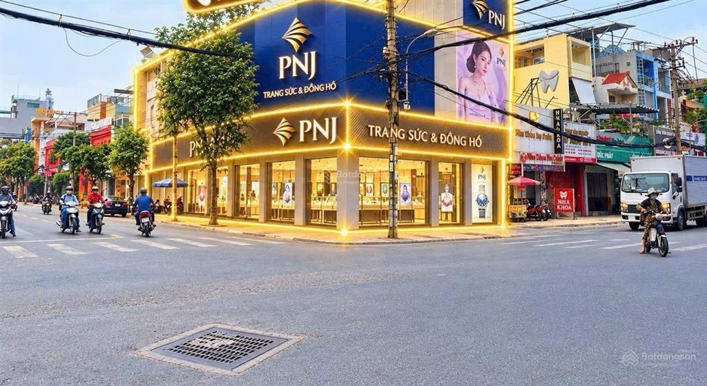 Cho thuê nhà góc 2mt lê văn thọ, dt 9m x 20m, 1 trệt, 1 lầu, gò vấp