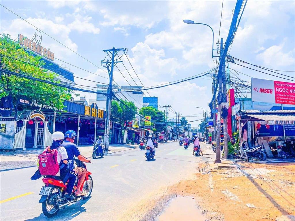Cho thuê nhà mt phạm văn chiêu, dt 25m x 40m, gò vấp