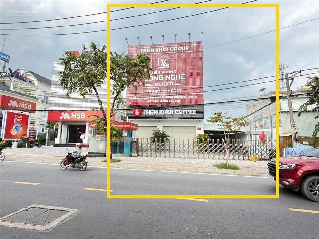 Cho thuê nhà mt hiệp bình, dt 15m x 20m, 1 trệt, 2 lầu, thủ đức