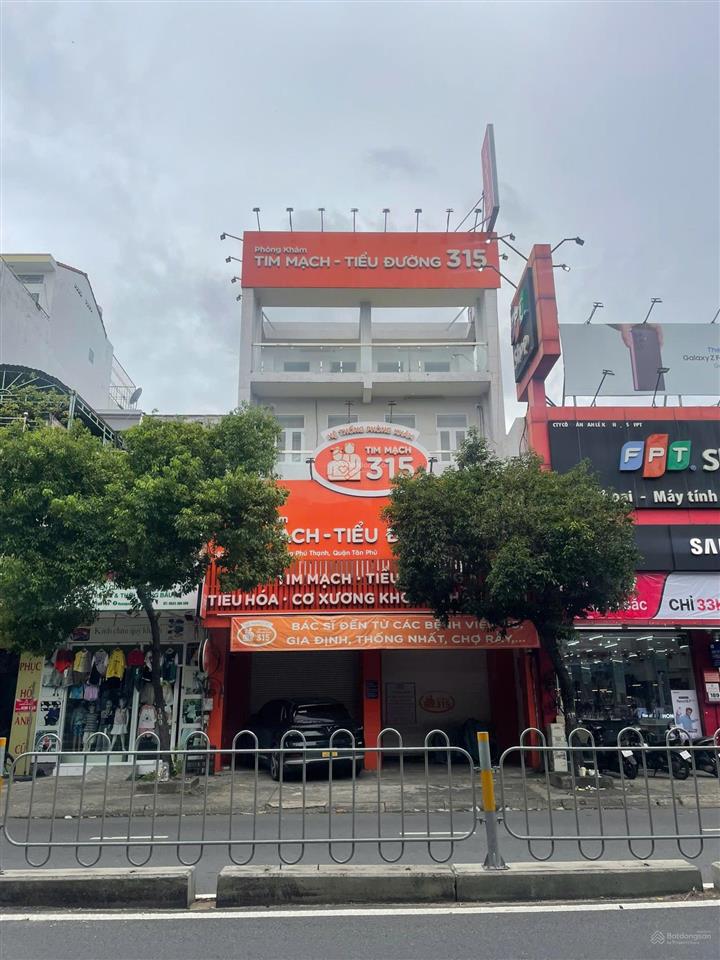 Cho thuê nhà mt nguyễn sơn, dt 8m x 30m, 1 trệt, 3 lầu, tân phú