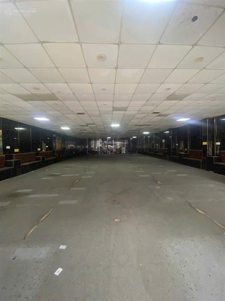 Cho thuê nhà mt phạm văn chiêu, dt 10m x 30m, gò vấp