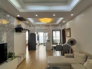 Cần bán căn hộ cc dt 91m2 oct5b phạm văn đồng ban công đông nam thoáng mát