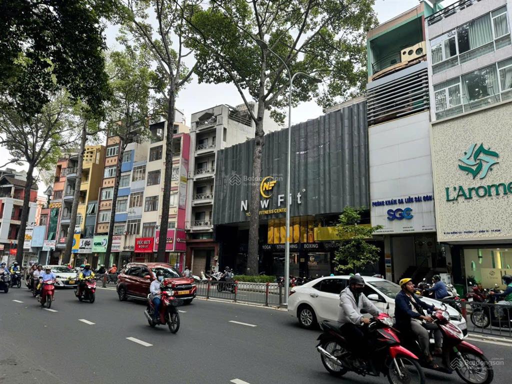 Bán nhà mặt tiền đường dương bá trạc, p.1, q.8, dt 23 x 11m, cn 185m2