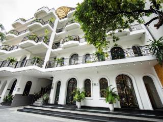 Bán nhà riêng hẻm 262 huỳnh văn bánh q.phú nhuận dt 10 x 17m, xây dạng biết thự cao cấp