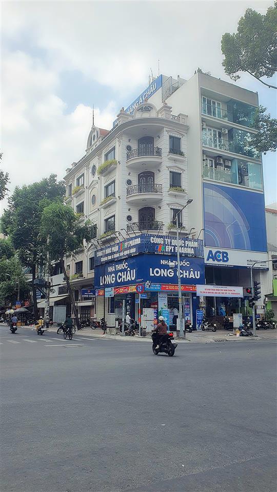 Căn góc khang hiếm mt trần hưng đạo p.5 q.5 dt 93m2