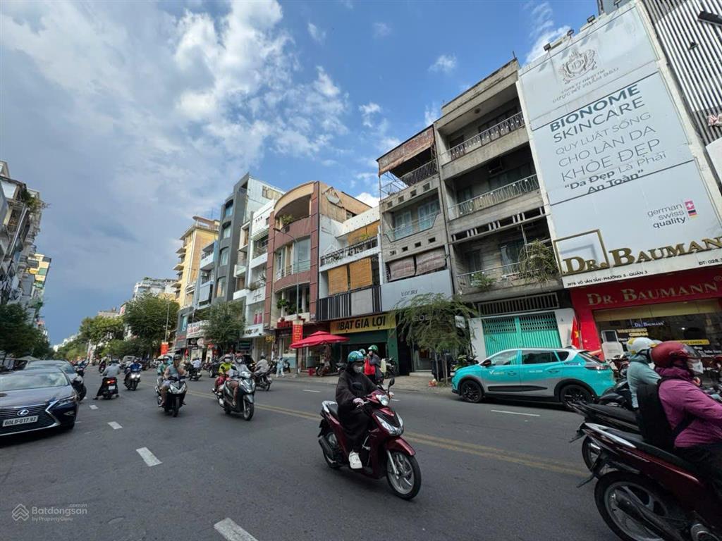Mặt tiền hùng vương, p.1, q.10, dt 8.4 x 24, cấp 4, giá 46 tỷ