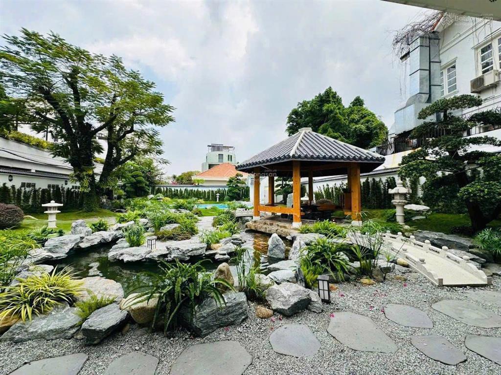 Siêu biệt thự thảo điền khuôn viên gần 1.000m giá 250 tỷ