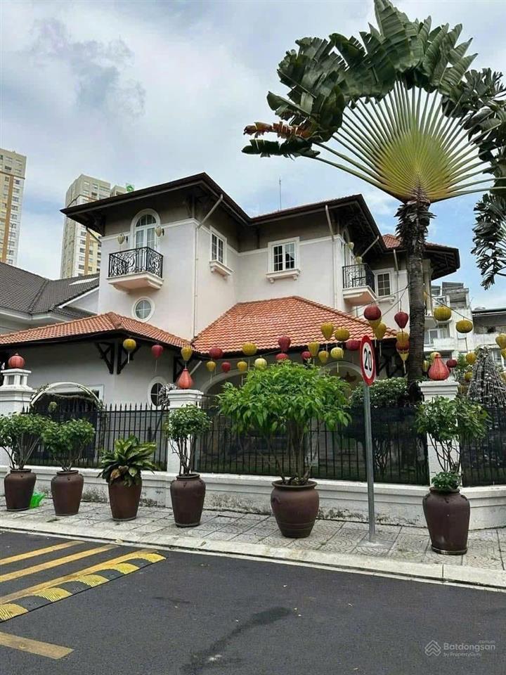 Khu biệt thự lan anh p. thủ thiêm q.2 dt 15 x 26m, trệt 2 lầu áp mái