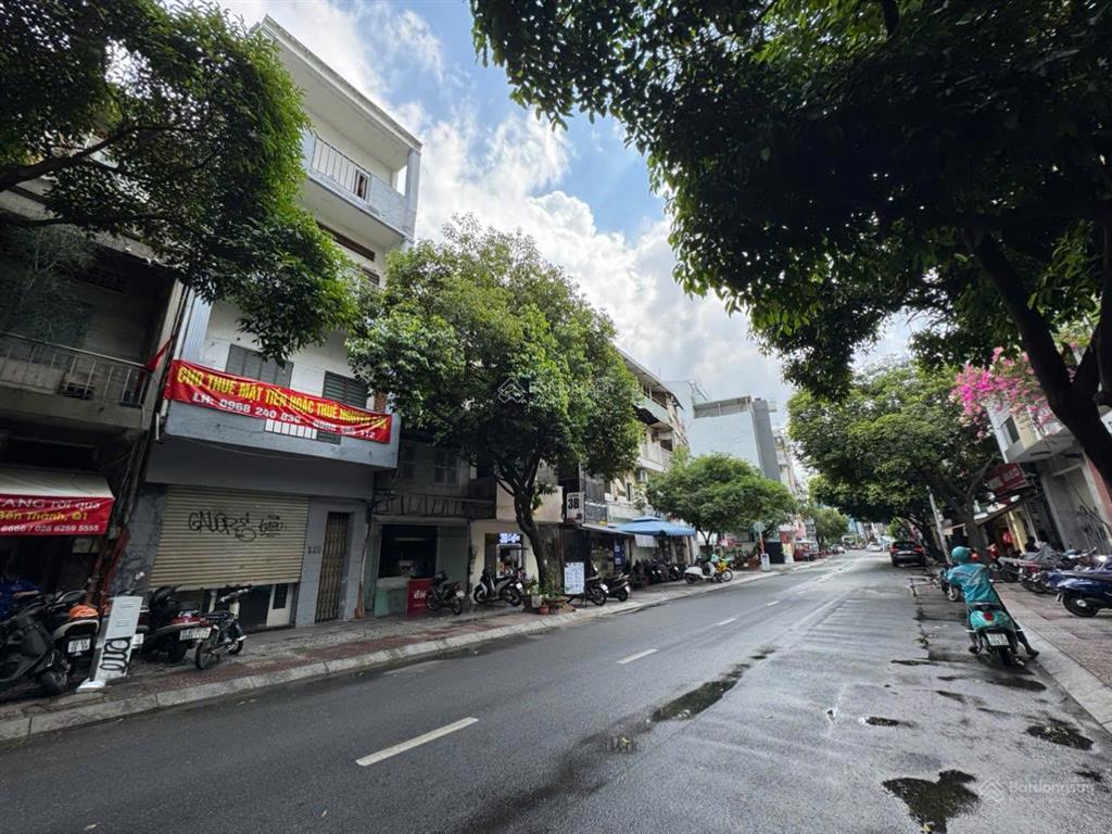 Bán nhà mặt tiền dương tử giang p. chợ lớn (p. 12 q. 5) dt 4 x 15m, 3 lầu sẵn hđ thuê