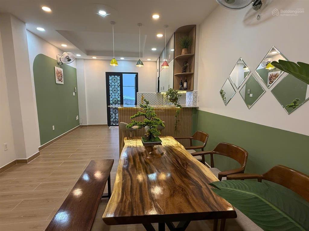 Bán nhà hẻm 6m trần phú p. chợ quán dt 8 x 18m, 5 lầu chdv