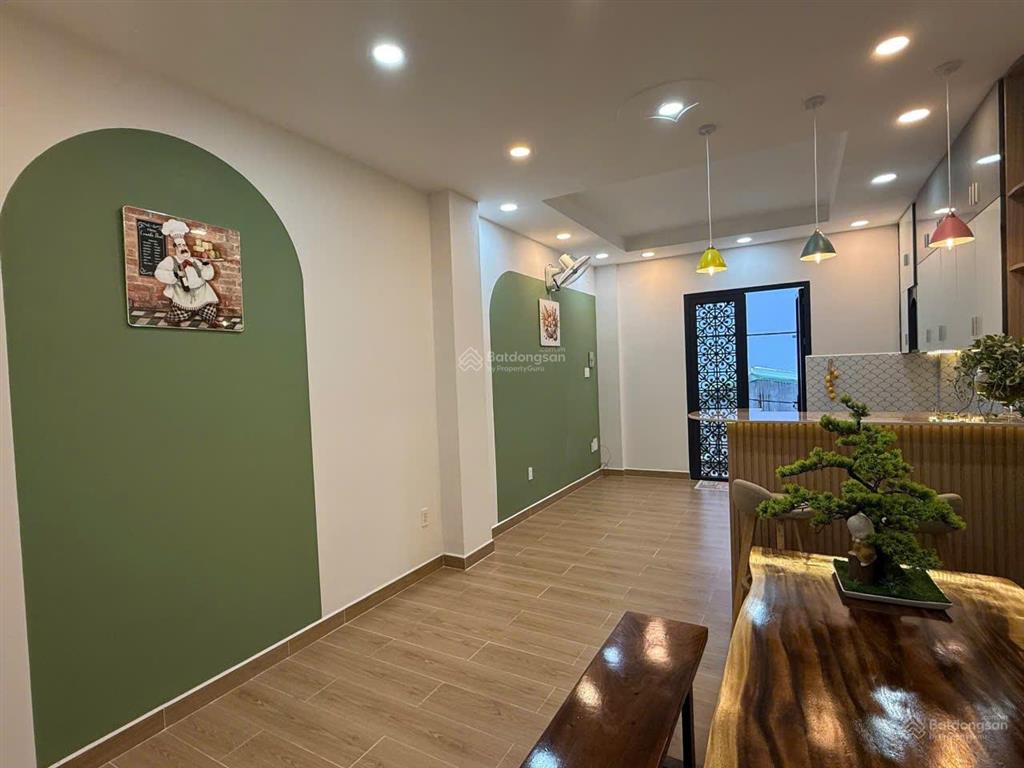Bán nhà hẻm 6m trần phú p. chợ quán dt 8 x 18m, 5 lầu chdv