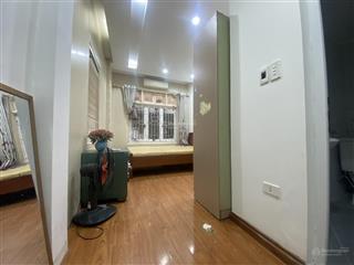 Cho thuê nhà riêng kim giang 5 tầng 3pn full đồ giá 8,5tr  0902 065 ***