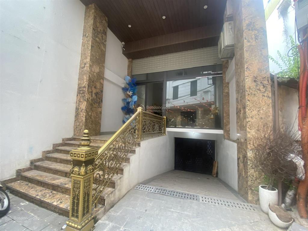 Cho thuê văn phòng tại giải phóng, 13,5 triệu, 80m2, giá ưu đãi, chính chủ
