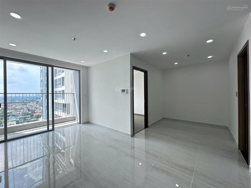 Cho thuê căn 1pn+ nhà trống, tầng trung