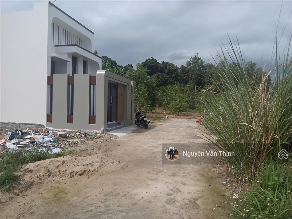 Bán nhà mới xây thôn an ninh diên an đường rộng 6m 80,9m2 chỉ 1tỷ650