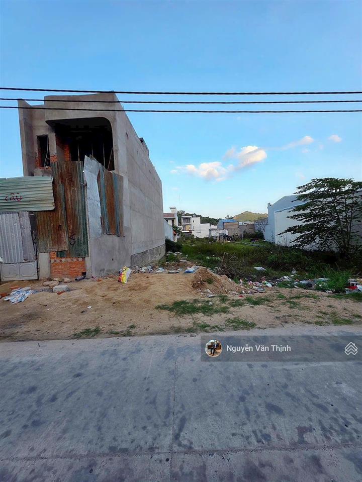 Bán đất mặt tiền đường hòn thơm phường tây nha trang 100m2 2tỷ150tr giá tốt