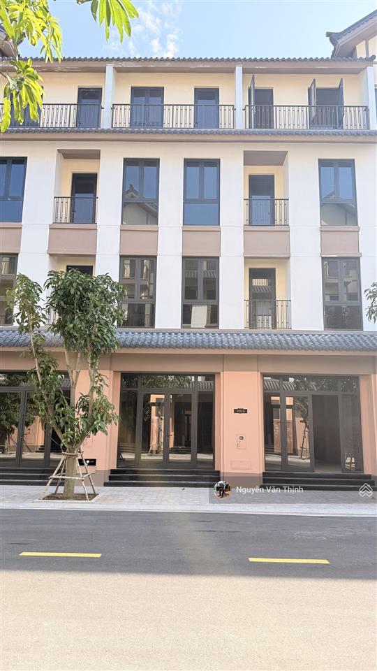 Vinhome pearl pay nhà phố 4 tầng sát biển sổ lâu dài 63m2 chỉ 16tỷ199tr nt5a72