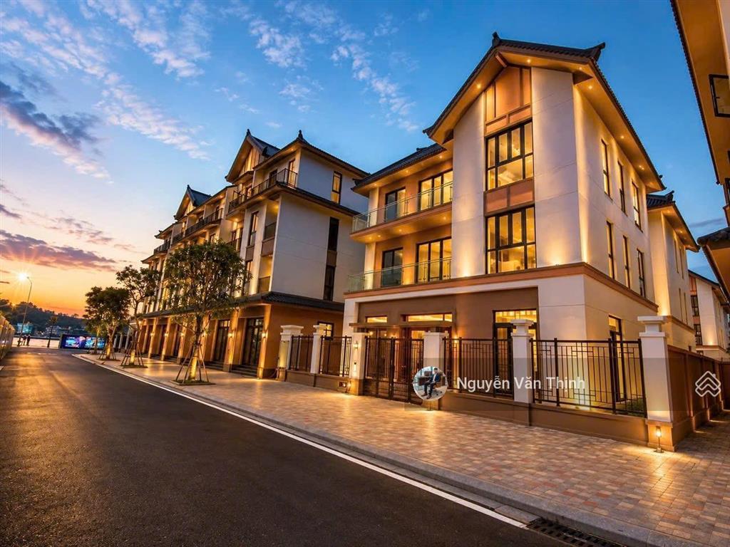 Biệt thự víp vinhomes pearl bay trục đường chính dự án nt1 240m² tts 41tỷ225tr sổ lâu dài
