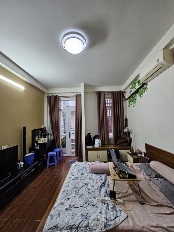 Hẻm 5m Thông, gần Mặt Tiền Cách Mạng Tháng 8 Phường 5 Tân Bình, 64m2, 3 Tầng 4PN Chỉ 12 tỷ