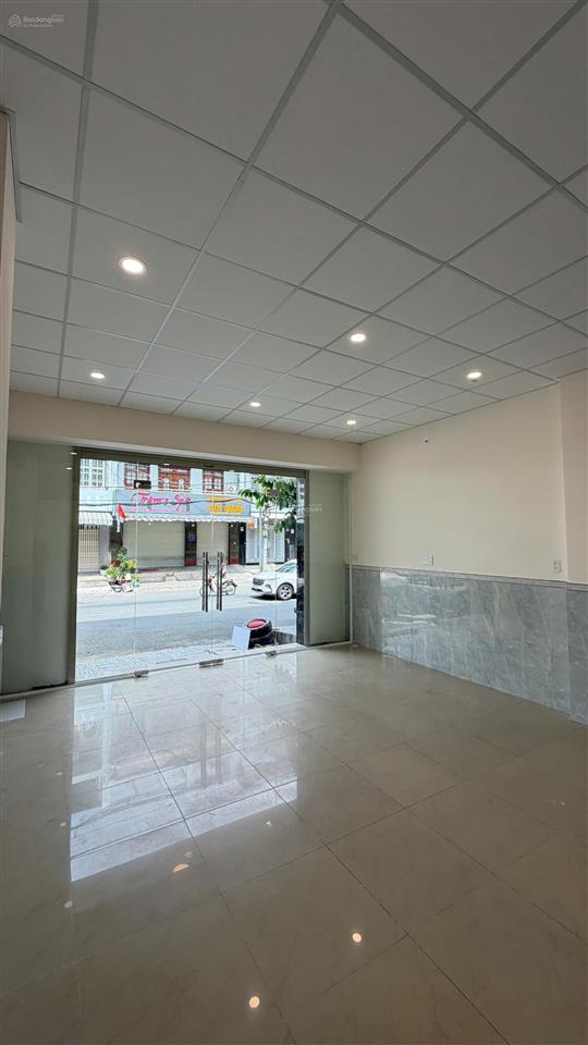 Chỉ dưới 19 tr/ tháng!! cho thuê nhà đẹp nguyên căn 4 tầng lầu mtkd đường số 23 q.6 ngang 5m