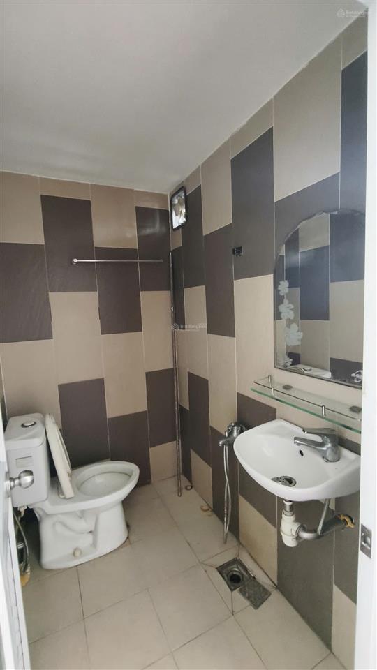 Chỉ dưới 19 tr/ tháng!! cho thuê nhà đẹp nguyên căn 4 tầng lầu mtkd đường số 23 q.6 ngang 5m