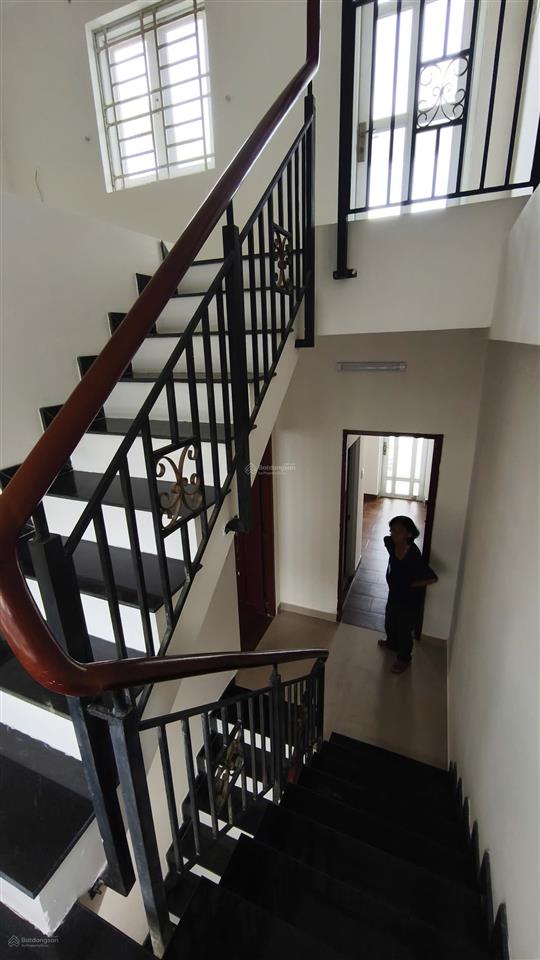 Mới trống giao ngay!! cho thuê nhà nguyên căn mt bình phú 1, đường số 23 quận 6, 4 tầng