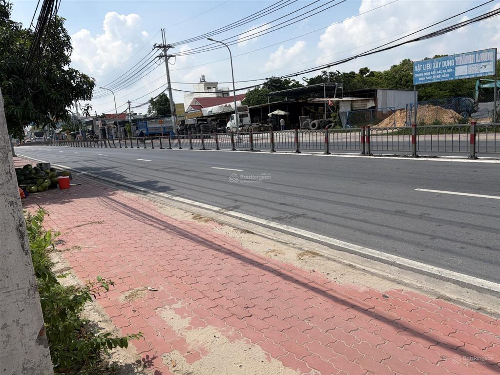 Cho thuê mặt bằng gần khu công nghiệp đông người qua lại