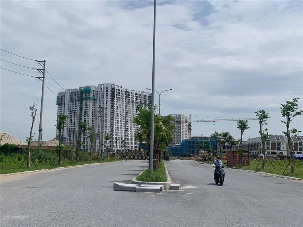 Cho thuê shophouse 400m2 sàn sử dụng đại lộ bình minh 40m tại hinode royal park, 50 triệu, 5 tầng