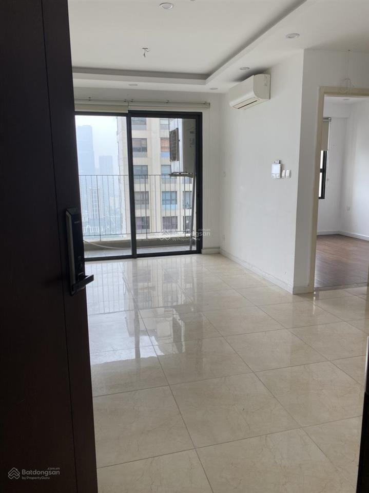 Chính chủ c2 3x15 cho thuê 1,5n đồ cơ bản giá 14tr/tháng có bếp để ở hoặc làm văn phòng 0325 643 ***
